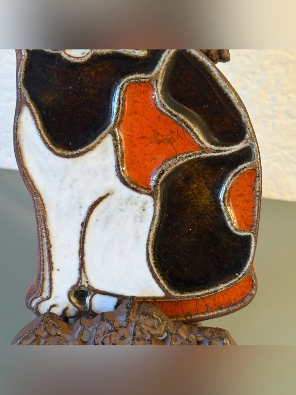Victoria Littlejohn Brown and White Calico Cat Wall Hanging Art Trivet MCM